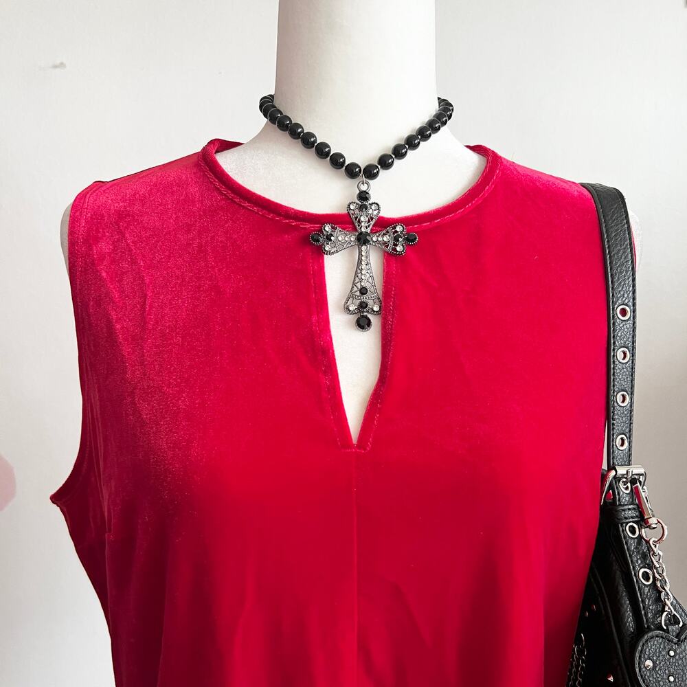 Red Velvet Tank Top, Romantic, Y2K, Glam, Soft, Vintage-Inspired, Luxe, XL - Picture 2 of 6